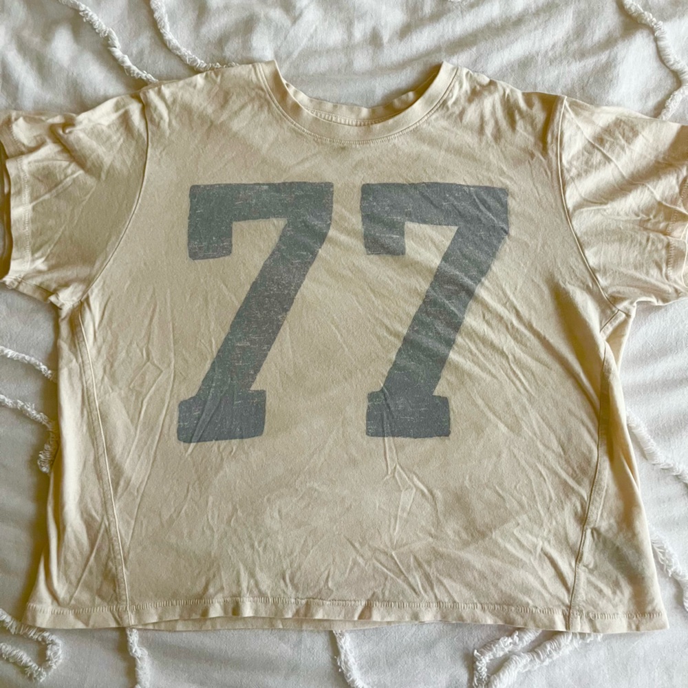 American Eagle Oversized Graphic Tee